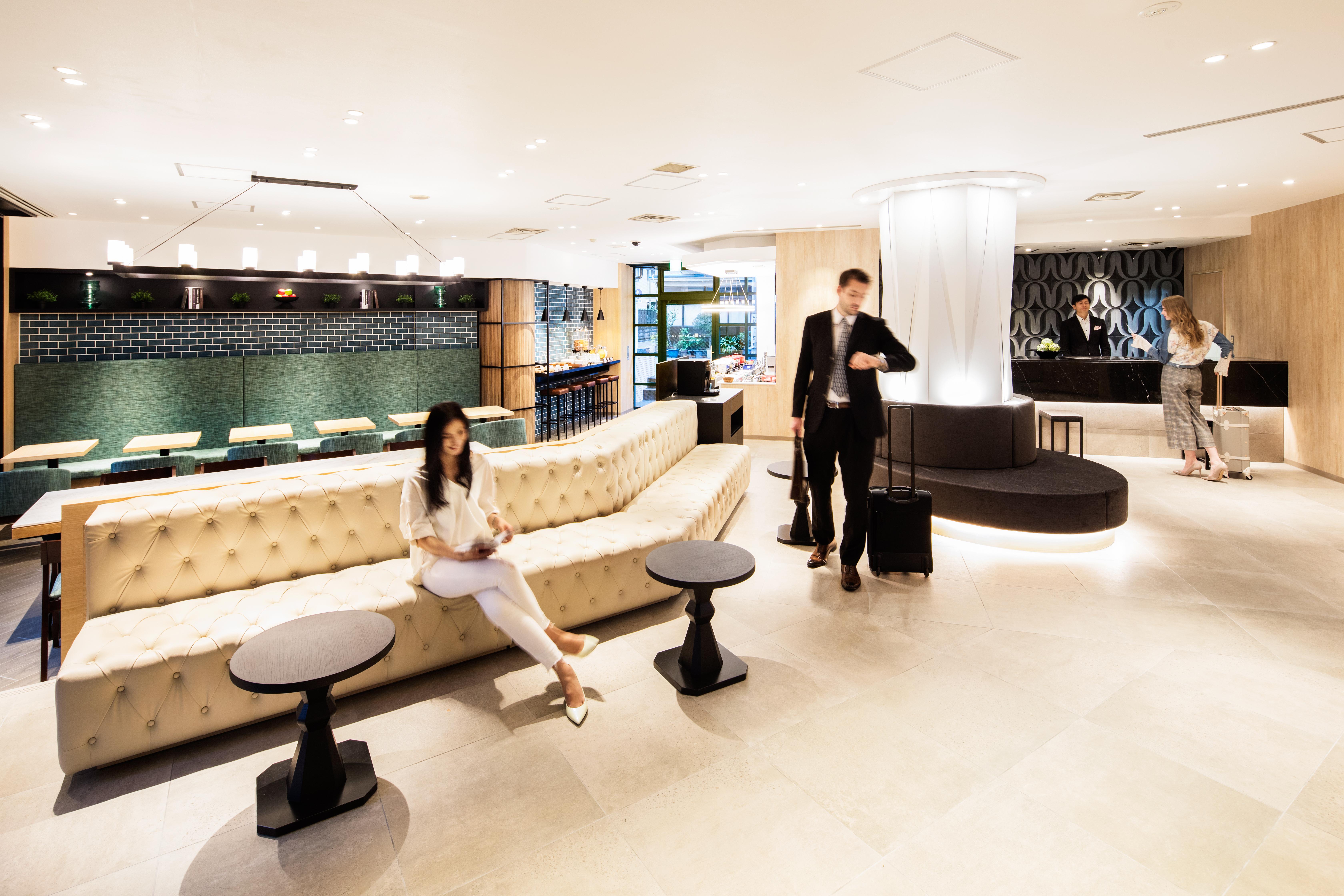 The B Ochanomizu — Bilder 1